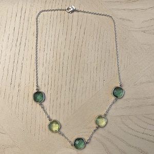 AVON SILVERTONE & GREEN NECKLACE